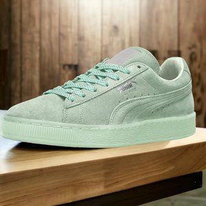 Women Sneaker Puma Classic Mono Iced-Out Reflected Suede Green Size US 8 Leather